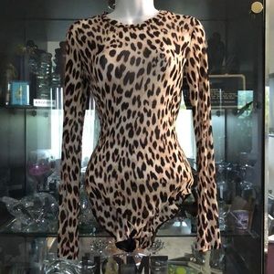 Leopard print bodysuit with 3 under snaps